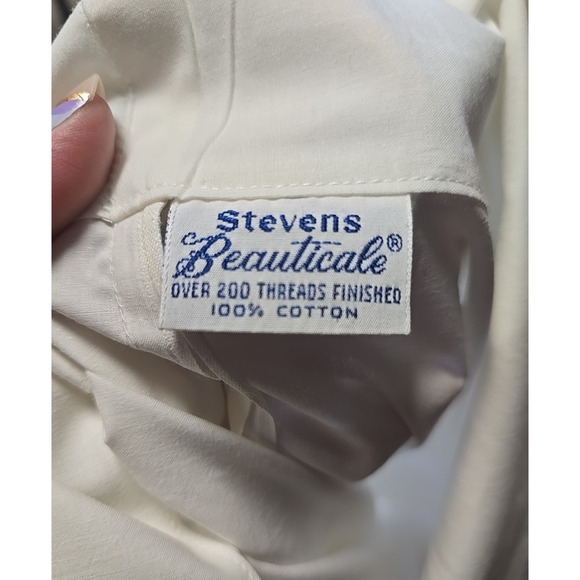 Lot of 2 Stevens Beauticale 100% Cotton Embroidery Floral Bird Pillowcase 45x38 - Picture 4 of 5